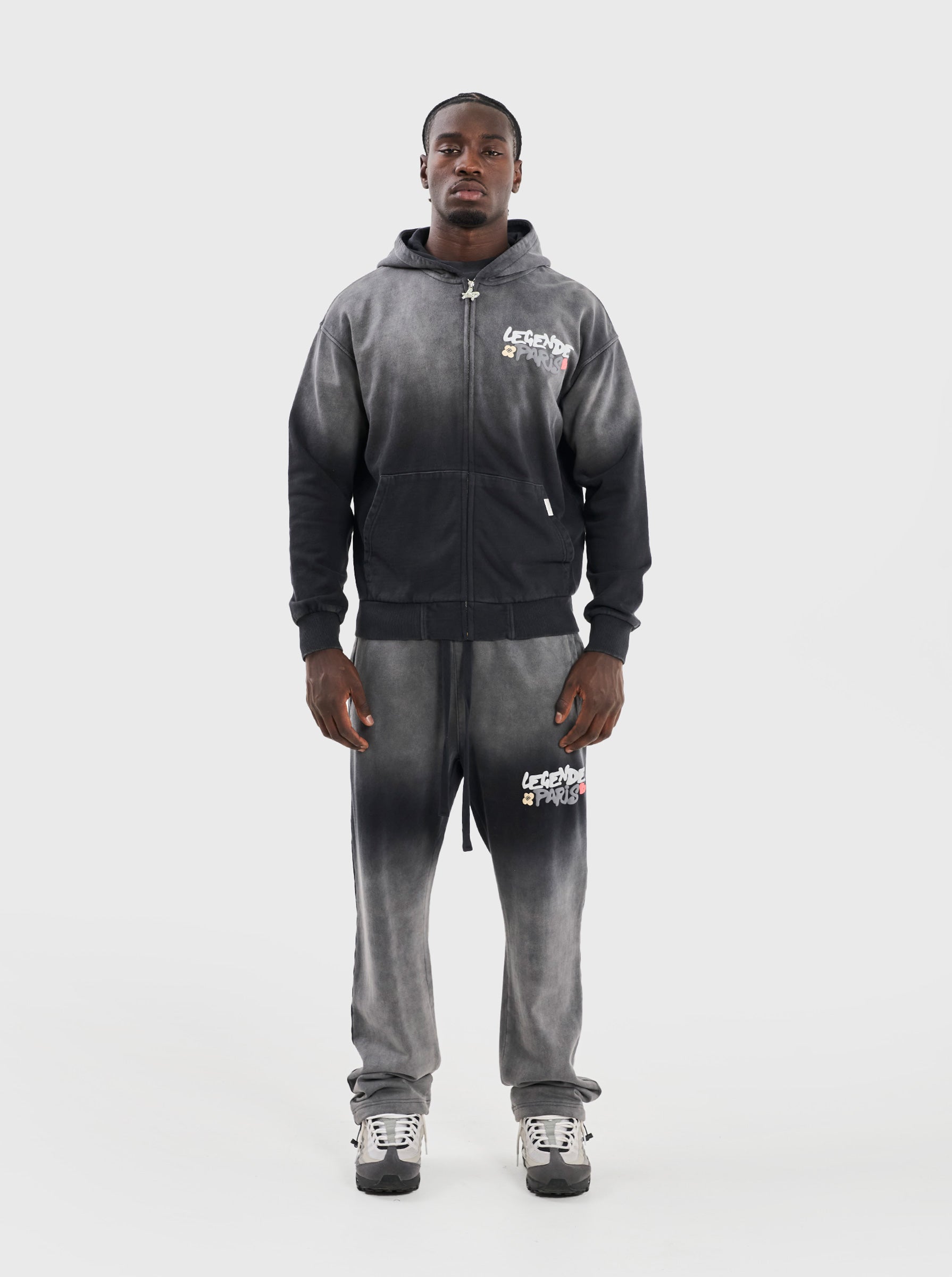 REALER THAN MOST JOGGER - BLACK